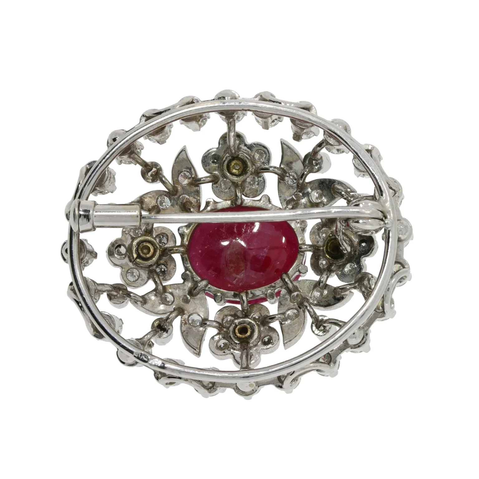 Oval vintage ruby brooch - Image 2