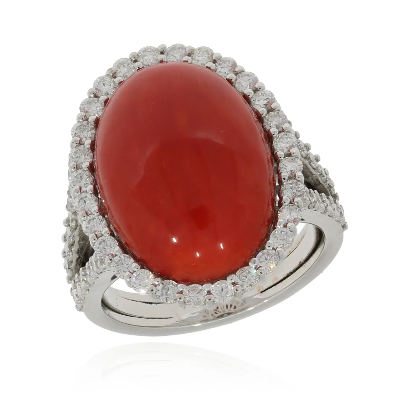 Vintage coral ring in white gold